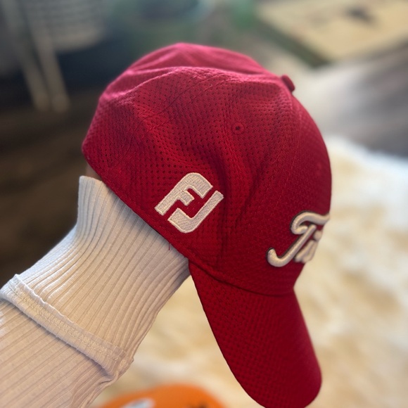 Titleist Golf Hat - Picture 4 of 6